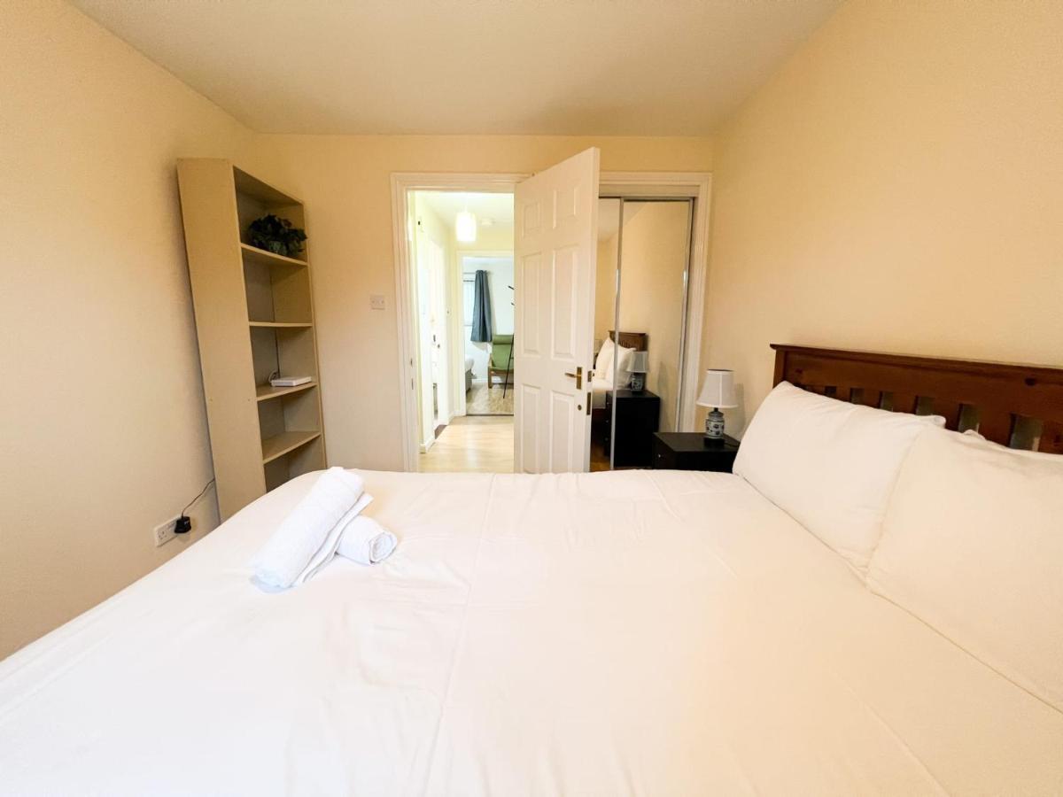 2 Bedroom - River Clyde Home - Parking Glasgow Bagian luar foto