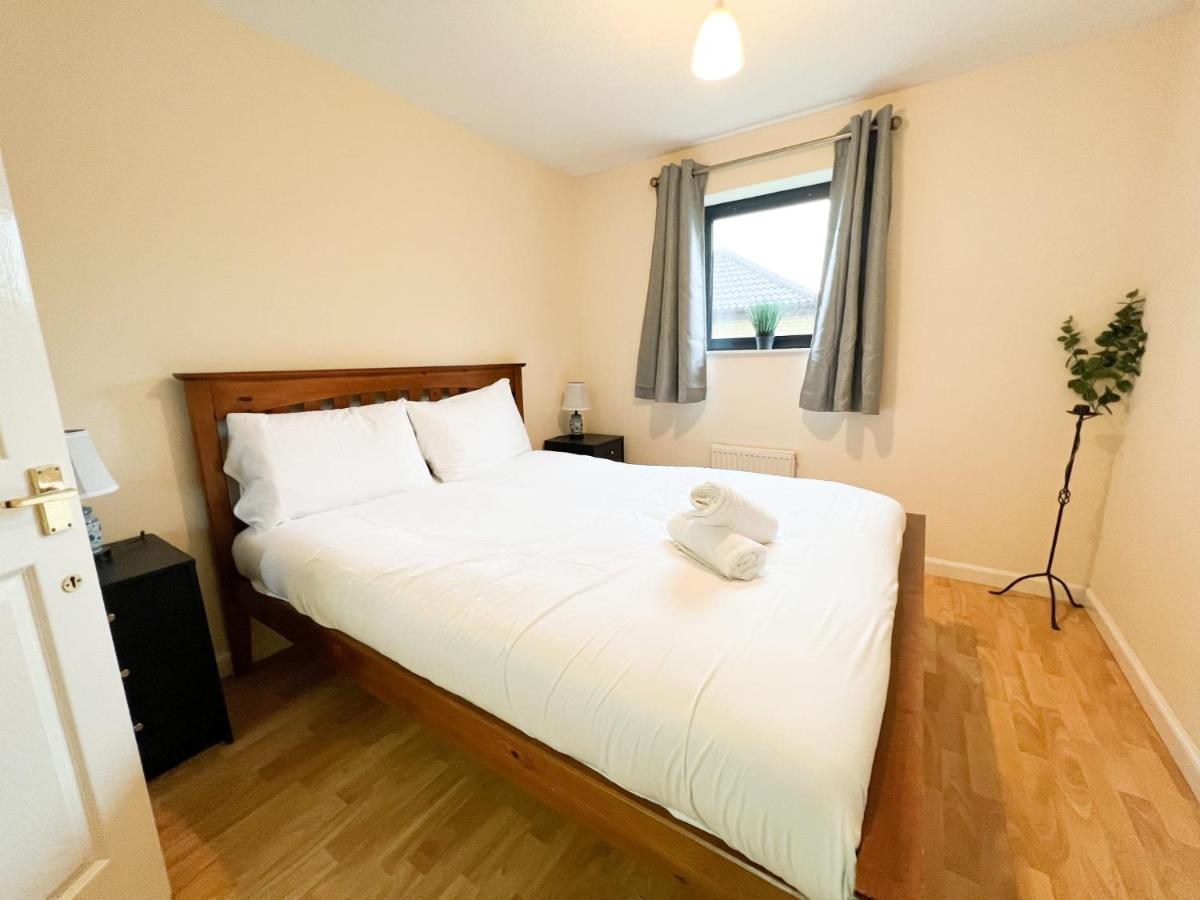 2 Bedroom - River Clyde Home - Parking Glasgow Bagian luar foto